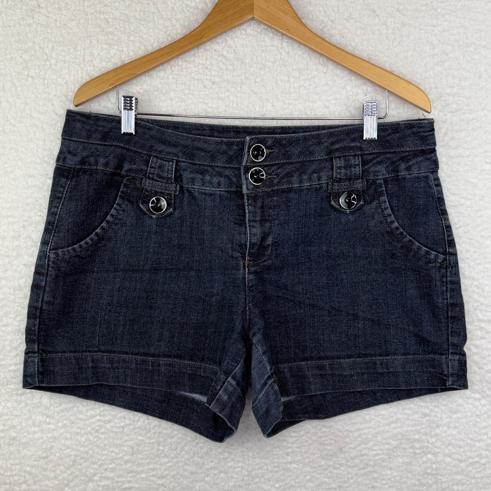 db Dress Barn Womens Dark Wash Denim Shorts Size 16 Double Button Waist